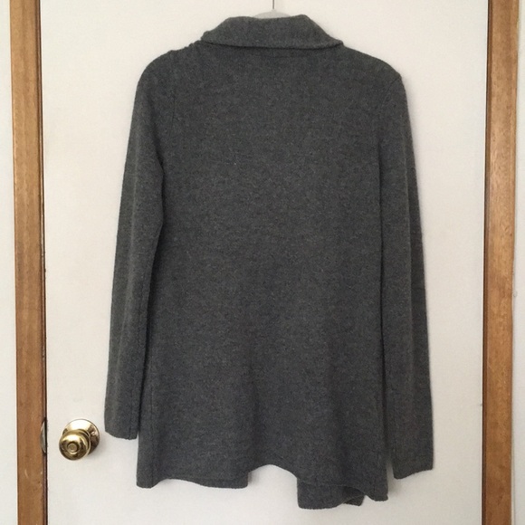 Gray Cardigan - Picture 4 of 4